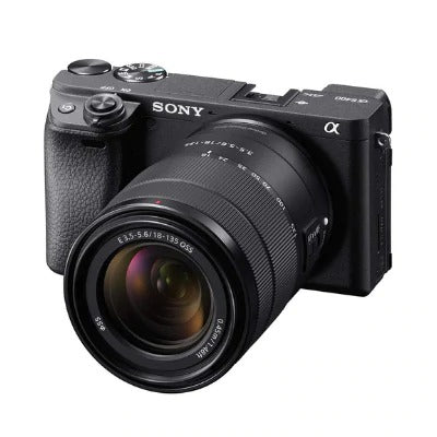 ओपन बॉक्स, अप्रयुक्त Sony Alpha Ilce 6400M मिररलेस कैमरा 18 135 मिमी ज़ूम के साथ