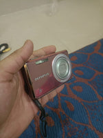 Load image into Gallery viewer, Open Box, Unused Olympus FE-5020 Super Wide Optical Zoom Digital Camera
