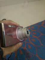 Load image into Gallery viewer, Open Box, Unused Olympus FE-5020 Super Wide Optical Zoom Digital Camera
