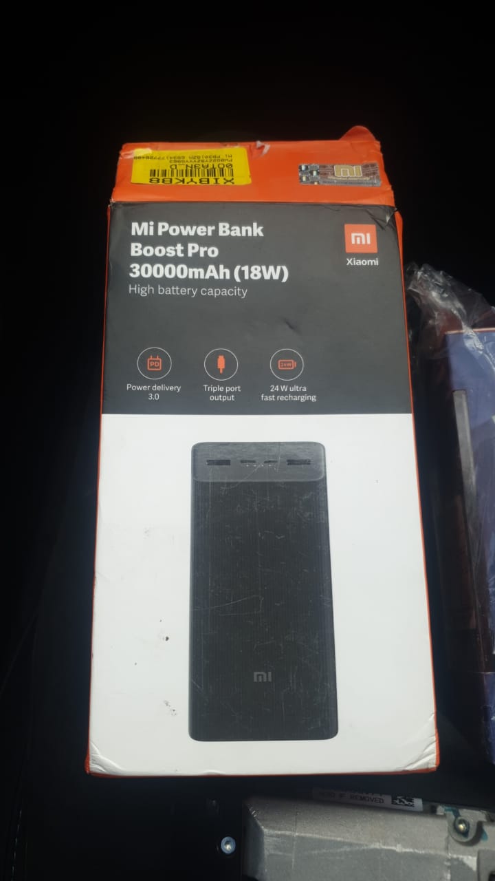 Open Box, Unused Mi 30000 mAh Power Bank (18 W, Fast Charging, Power Delivery 3.0)  (Black, Lithium Polymer)