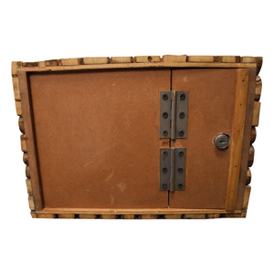 Detec™ लकड़ी की झोपड़ी के आकार का लकड़ी का मनी बॉक्स